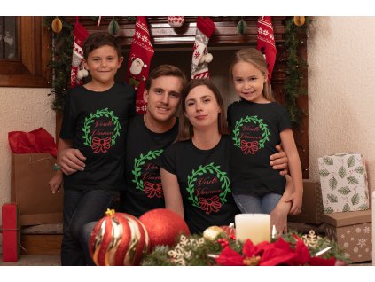 t shirt mockup of a family of four celebrating christmas 30197 (3)