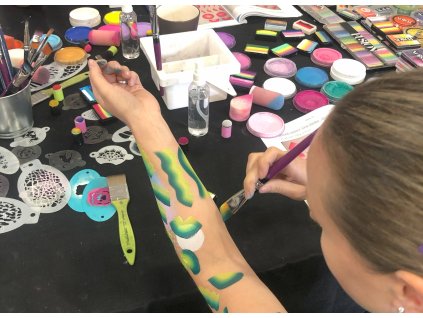 LIPNO NAD VLTAVOU 5.4. 2026 kurz pro ZAČÁTEČNÍKY malování na obličej