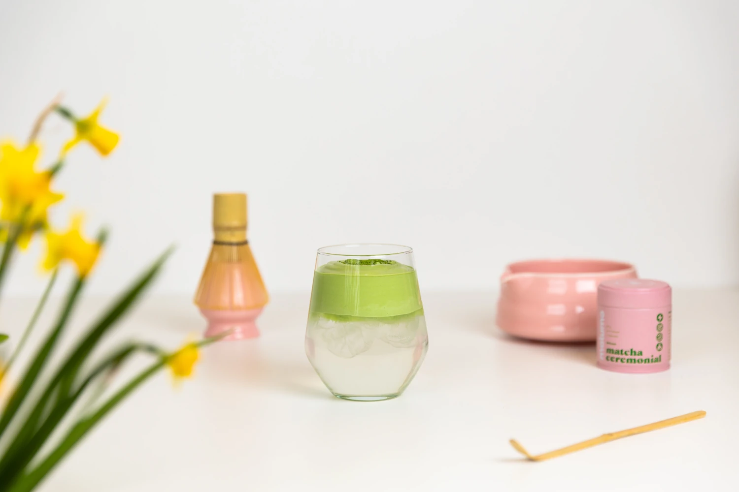 Jak připravit coconut matcha cloud - hotový nápoj