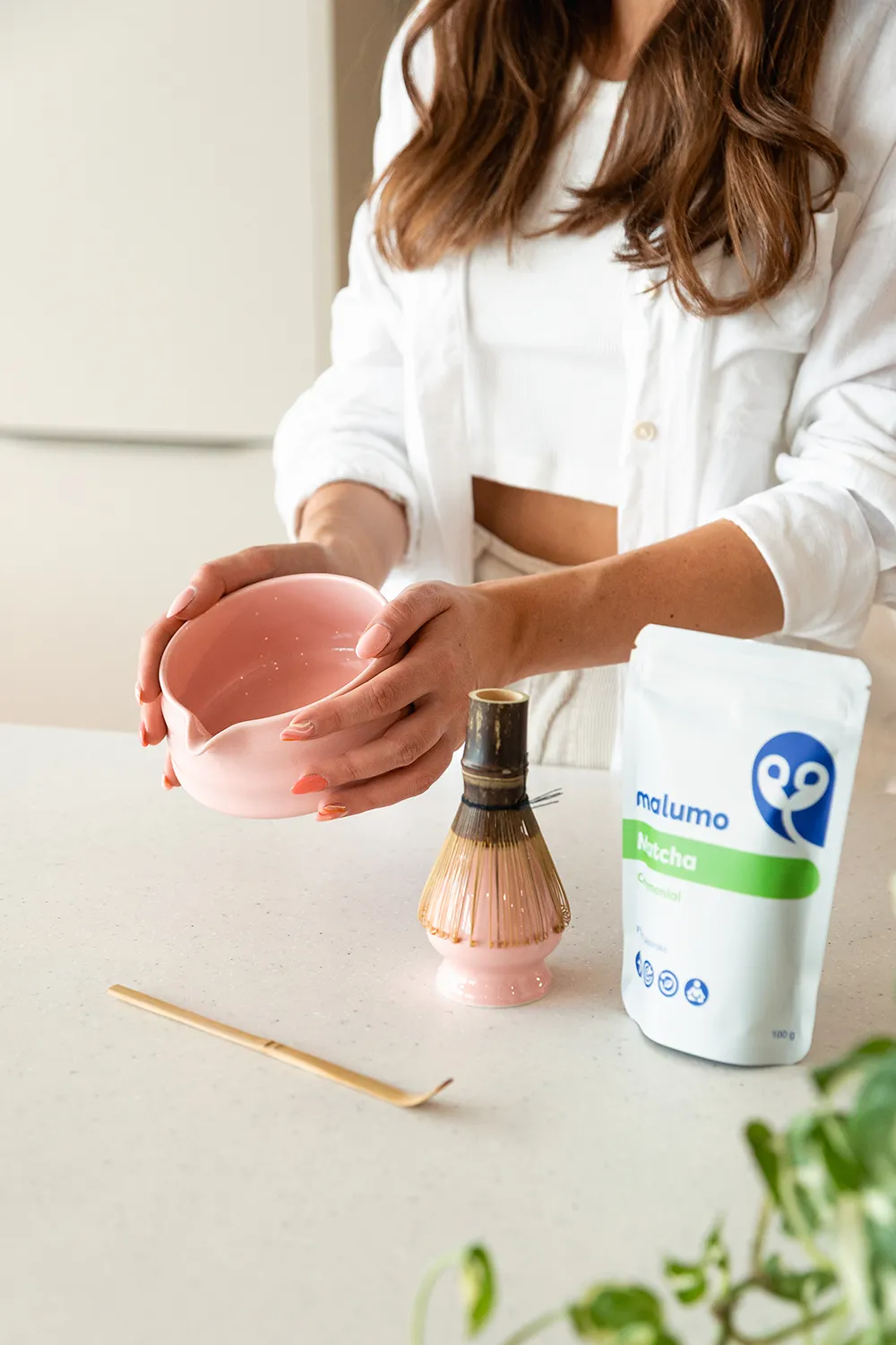 Jak pečovat o bambus a keramiku u růžového matcha setu