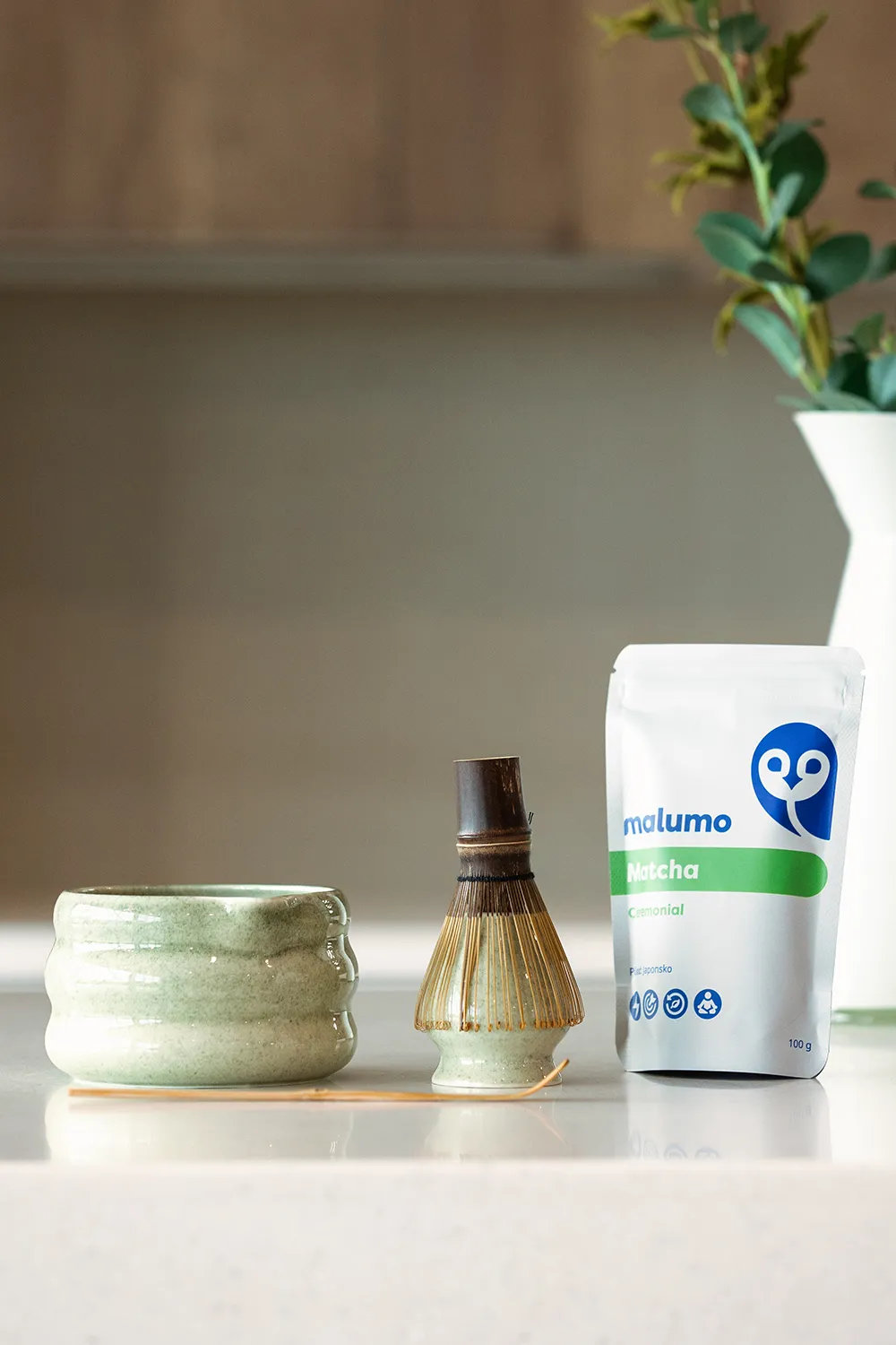 Jak pečovat o bambus a keramiku u zeleného matcha setu