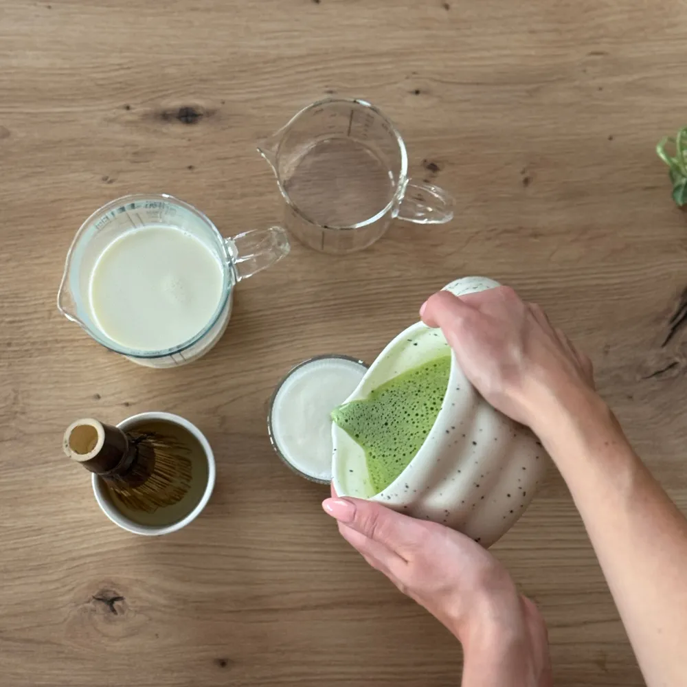 Zmiešanie čaju s mliekom