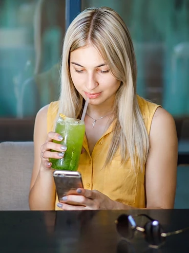 Pre koho je sklenená slamka vhodná?