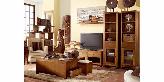 Koloniální obývací stěny