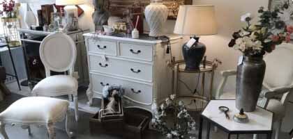 Stylový nábytek a doplňky skladem