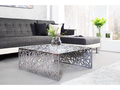 Designový konferenční stolek v interiéru