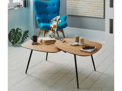 Designový konferenční stolek v interiéru