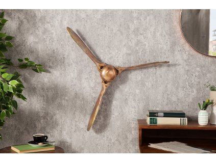 Designová kovová dekorace v podobě vrtule