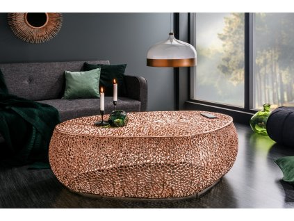 Designový kovový stolek Esme do obývacího pokoje. barva měď