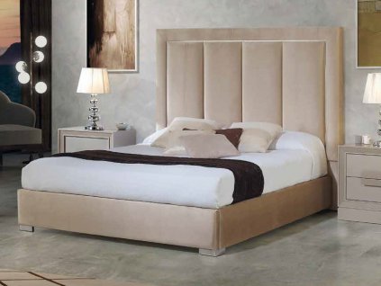 Designová zakázková postel MONICA čalouněná