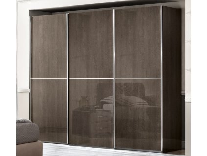 Luxusní skříň Lauren Silver 280cm s posuvnými dveřmi. Moderní skříň vysokého lesku. Dřevěný dekor stříbrná bříza.
