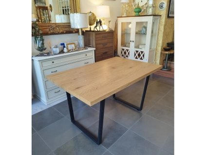 Industriálny jedálenský stôl Kanes 140cm prírodný dub B*