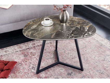 Designový konferenční stolek v interiéru