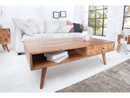 Designový konferenční stolek v interiéru