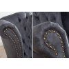 Detail Chesterfield prošívání a cvočků