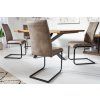 Elegantní pohupovací židle moderní interiér