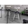 Designová otočná barová židle stříbrná