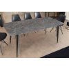 Designový moderní jídelní stůl s keramickou deskou imitující antracitový mramor.
