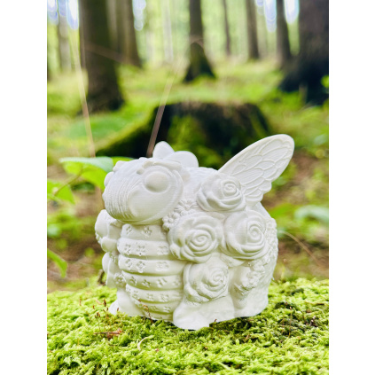 3D omalovánka - Včelí Bohyně