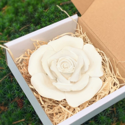 Sádrová růže na vybarvení