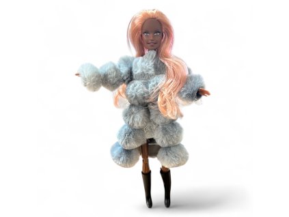 modni-panenka-v-kozichu--sally-doll