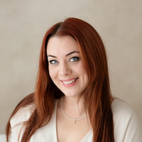                                     Michaela Loreta Lakó
                            