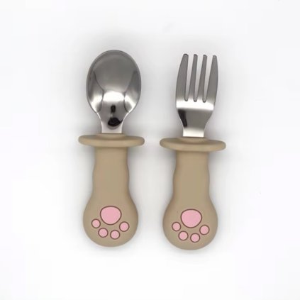 Kovový príbor pre bábätká Mačička – Pastel Beige