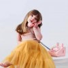 dreveny retro telefon ruzovy kukkia
