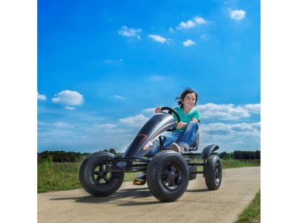 BERG GOKART Šliapacia kára na pedále Black Edition BFR do 100 kg motokára na pedále (1)