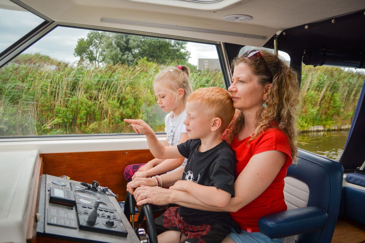 Holandsko na lodi – s dětmi za kormidlem!