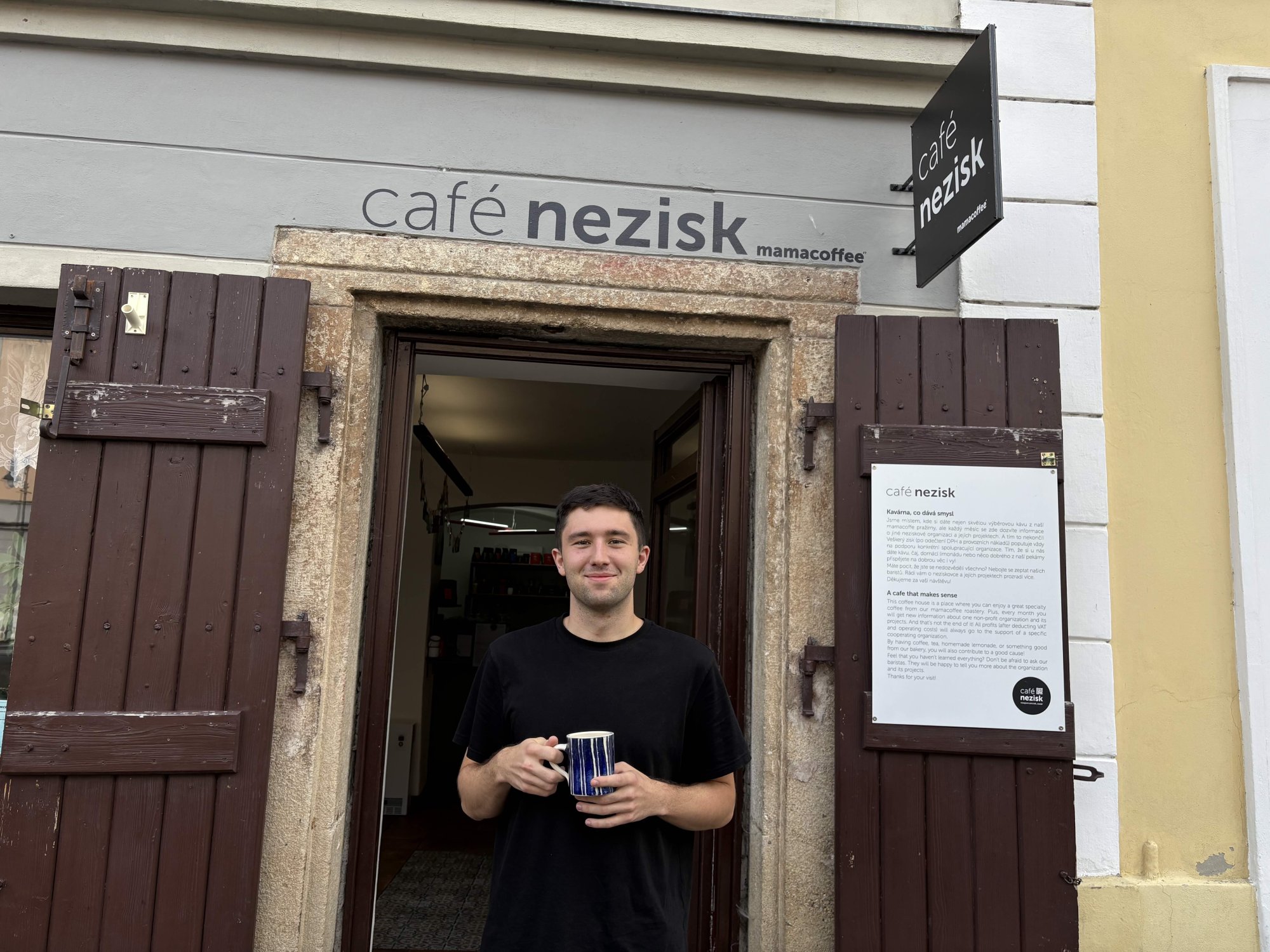 Michael Štandera, Café Nezisk manager