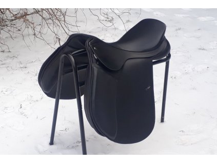 Kozene vsestranne skokove sedlo REVO I 15 5 1202202115162558157