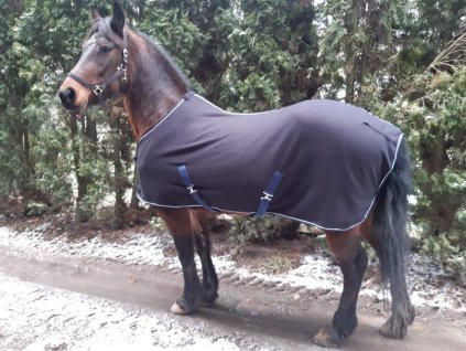 Odpocovaci fleesova deka s krizovym zapinanim 105 165cm 0902202111004097445