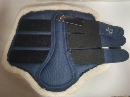 Drezurni chranice Lauria Garrelli s umelym berankem 1912202210004543060