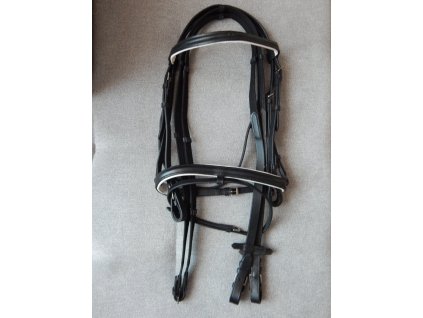 Kozena uzdecka s bilym podlozenim vcetne otezi 1805202316205514661