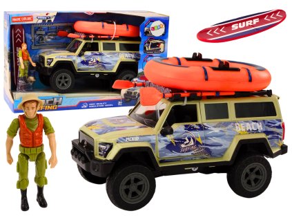 Terénní automobil s příslušenstvím - surf, nafukovací člun a deska