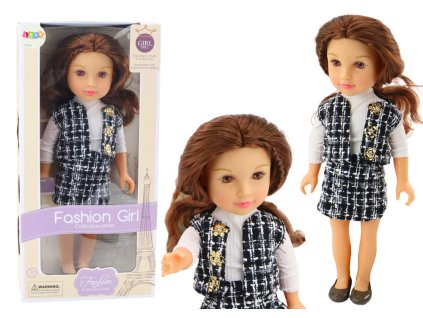 Módní panenka v elegantním kostýmku