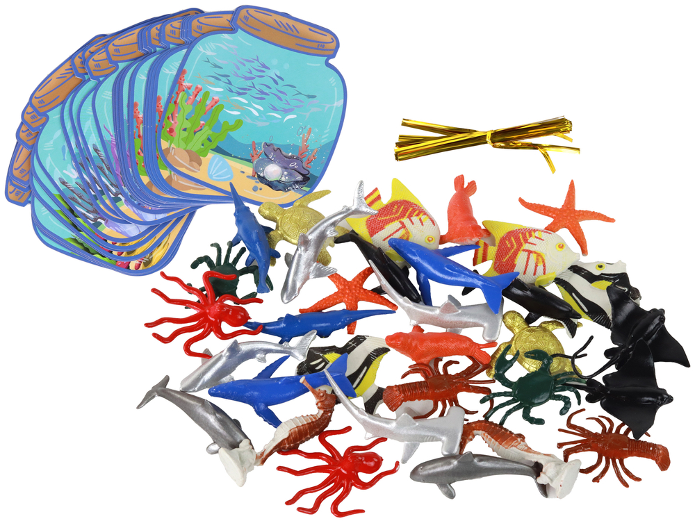 Levně Figurky mořských zvířat s dárkovými kartami 32 kusů