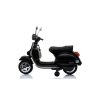 Dětský elektrický skútr Vespa černá3