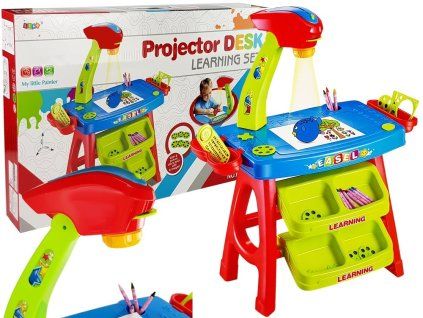 ProjektorSeStolikem2