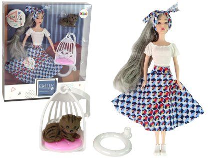 Bambola per bambini Emily con capelli grigi e gattino sulla altalena