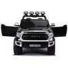 Auto elettrico Toyota Tundra nero.