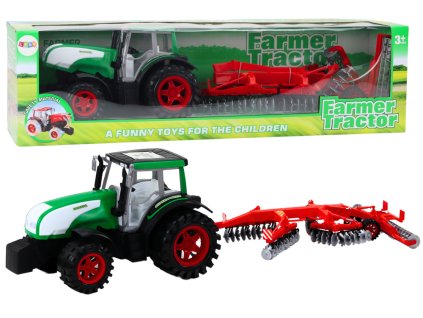 Traktor s prikolico kmetijski stroj z valjarjem in kosilnico