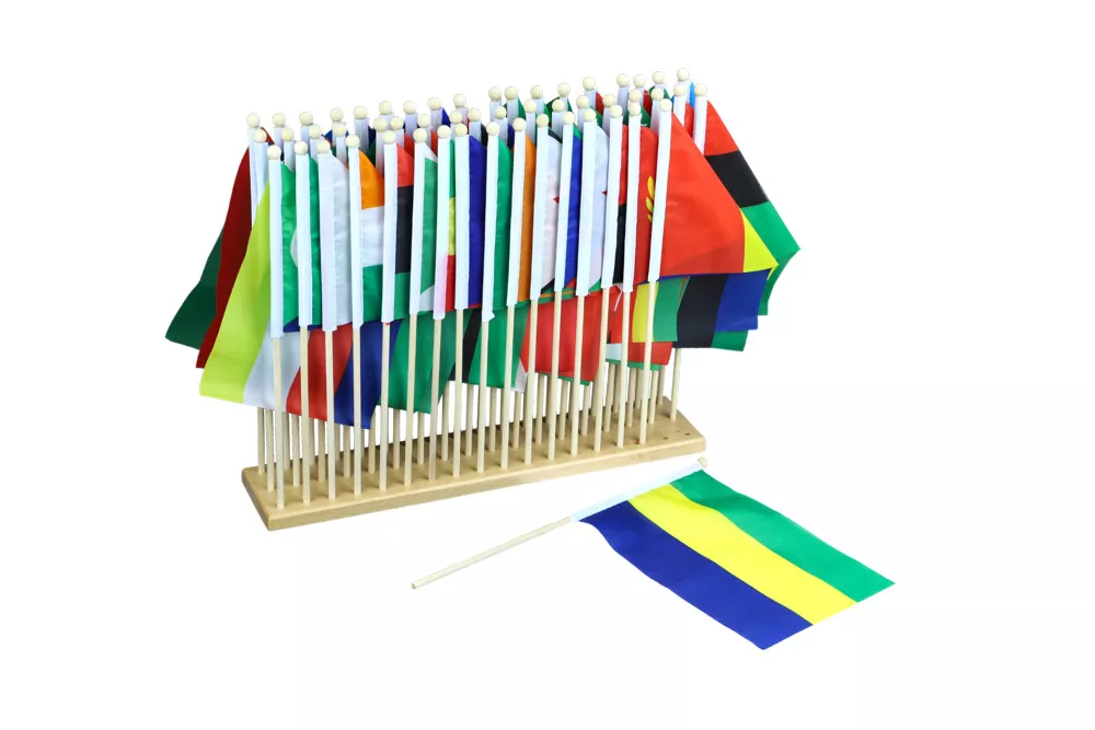 Moyo Montessori Zastave Afrike