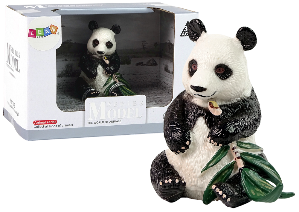 Figura pande z bambusom