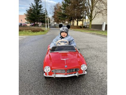 Elektrické autíčko BMW 507 Retro červené1