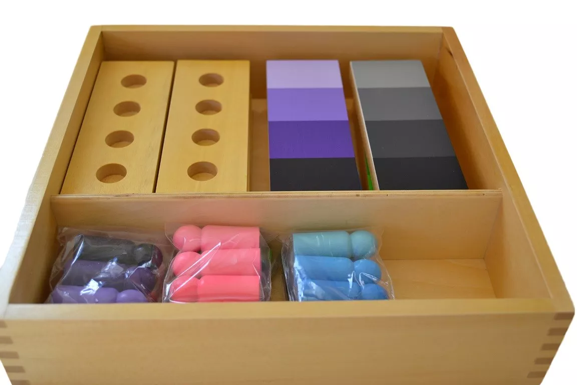 Moyo Montessori Moyo Montessori Tieňovanie farieb - figúrky s doštičkami