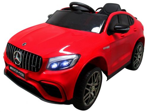 Elektrické autíčko Mercedes GLC63s s pohonom 4x4 vo výraznej červenej farbe a koži