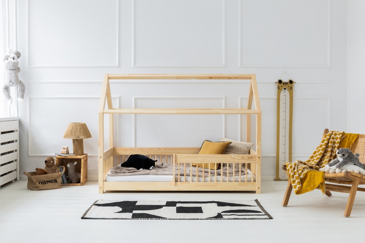 ADEKO MBW Drevená posteľ Mila ADEKO Rozměry: 70 x 140 cm