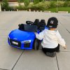 Elektrické autíčko Audi R8 Spyder modré (10) min